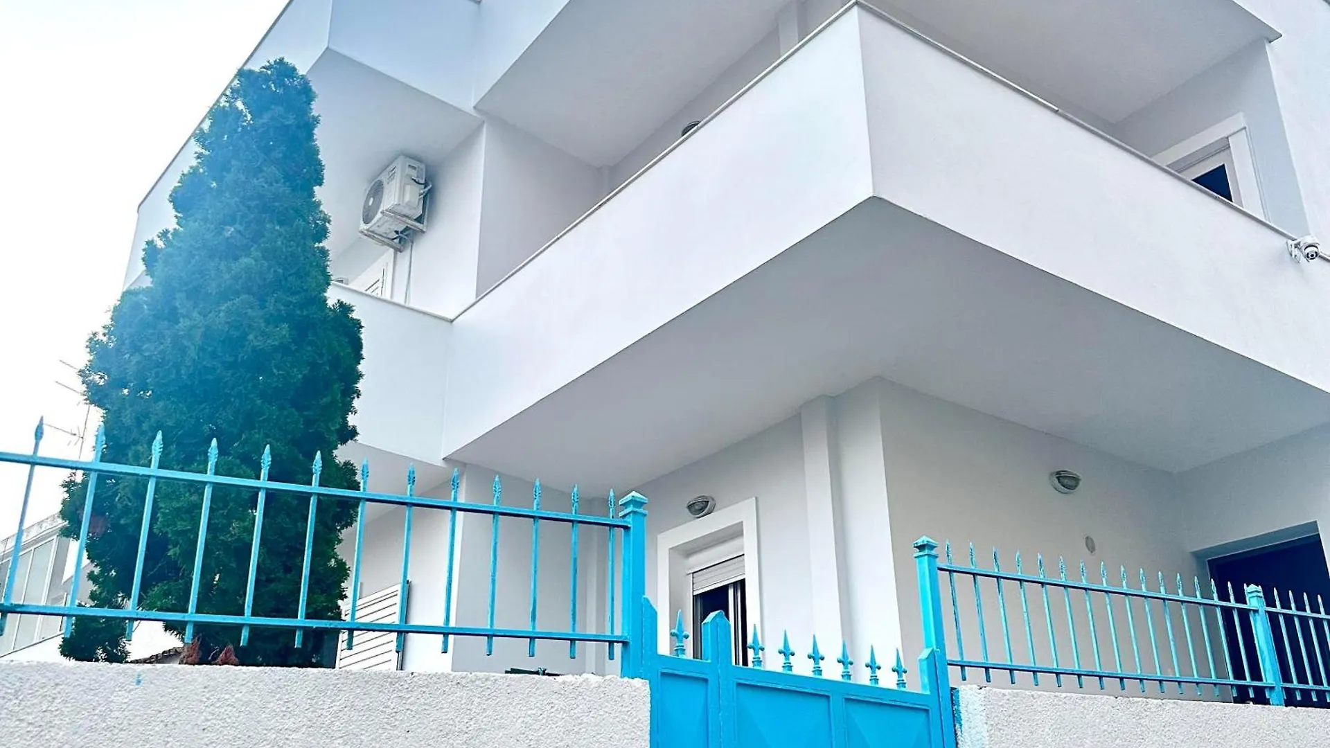 Seaside Escape Apartments Sarandë