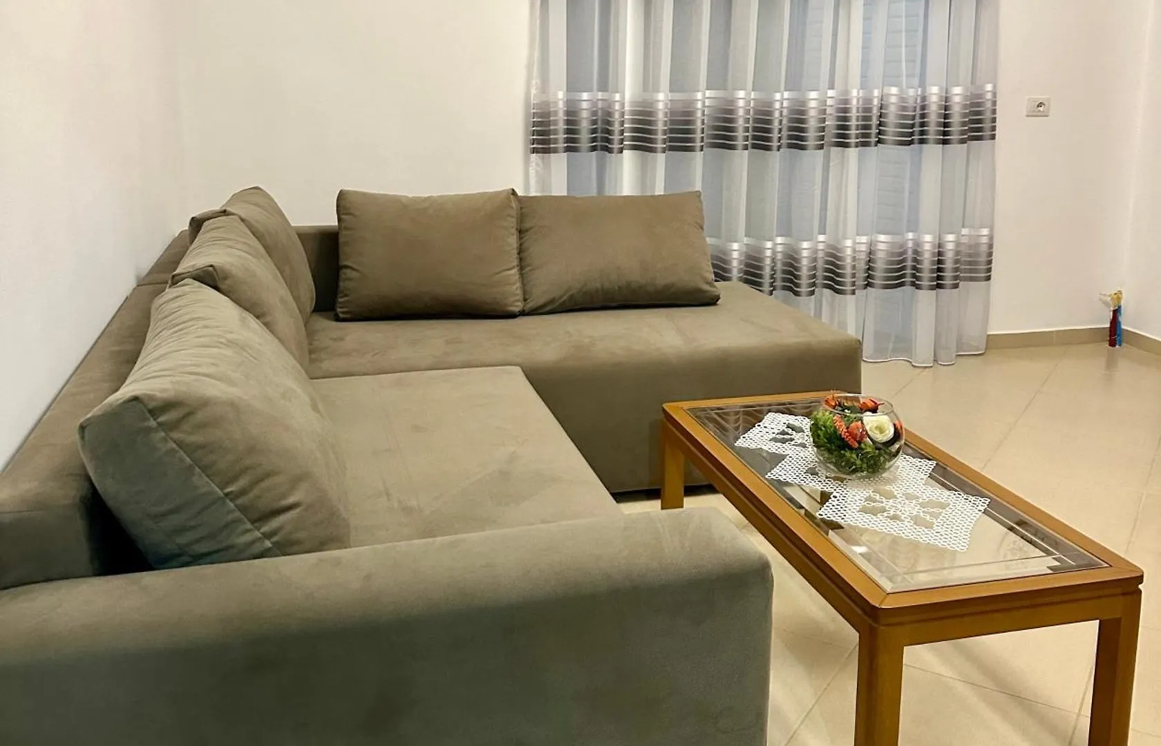 Seaside Escape Apartments Sarandë