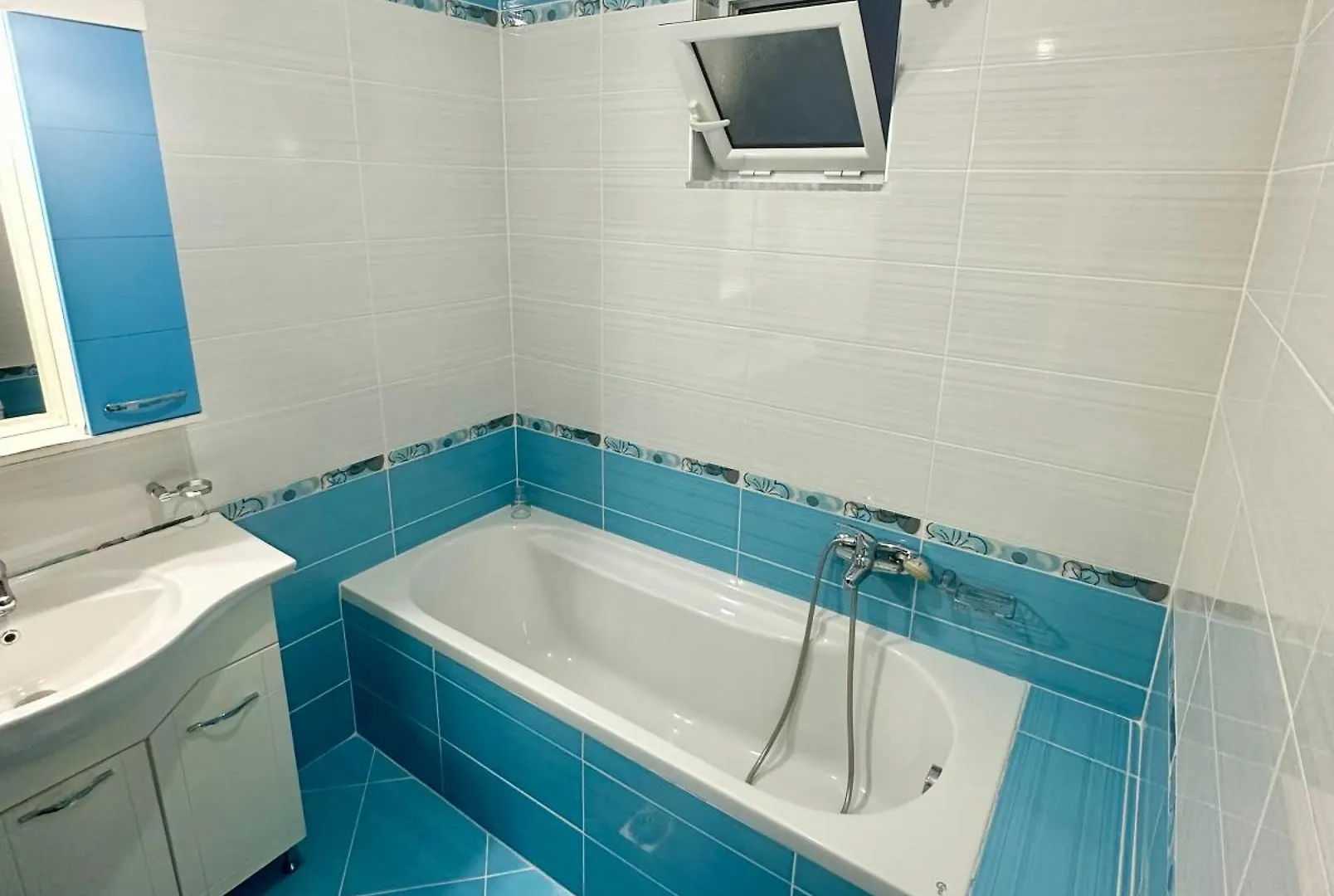 Seaside Escape Apartments Sarandë 0*,